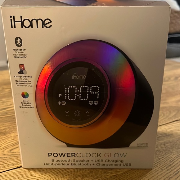 iHome  POWERCLOCK Glow - Picture 1 of 8